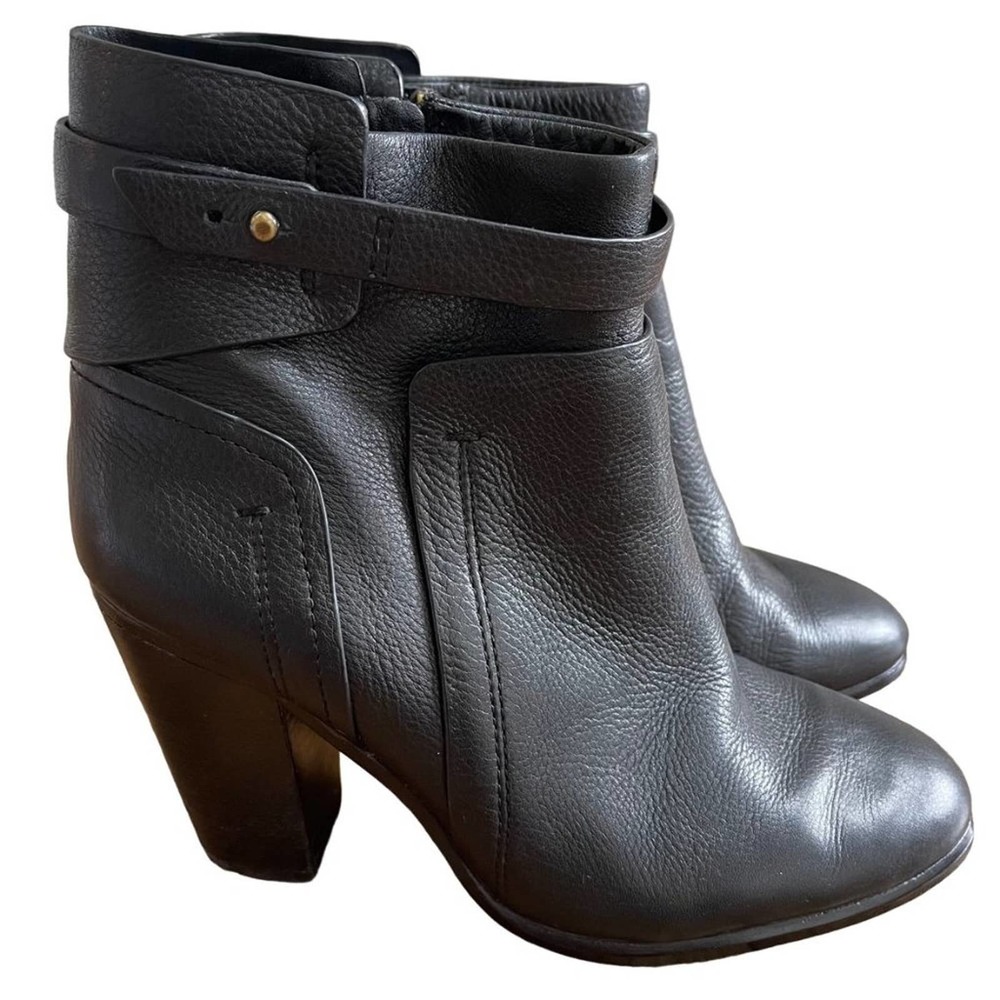 Vince Camuto Black Leather Faythe Boots SIze 8.5